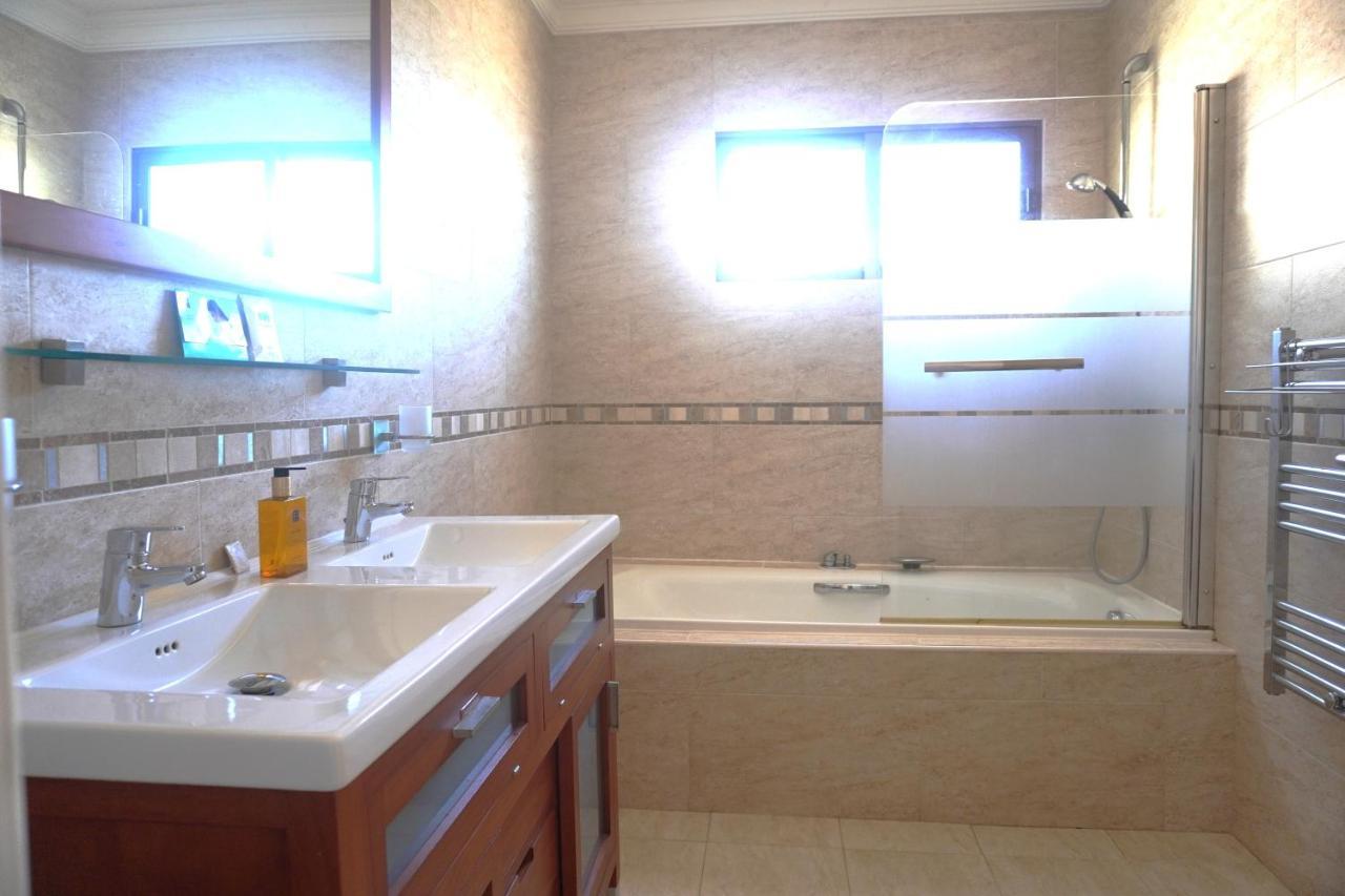 Villa Seaview Suncoast Luxury Малага Экстерьер фото